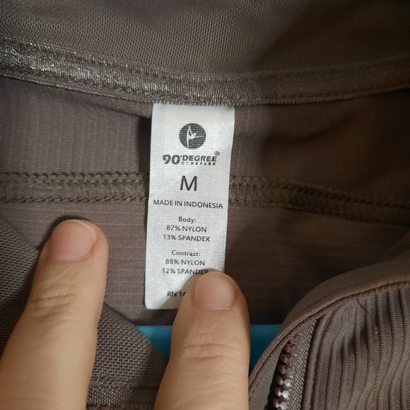 90 Degree By Reflex Women's Dusty Rose Cropped Hoodie - Picture 2 of 2